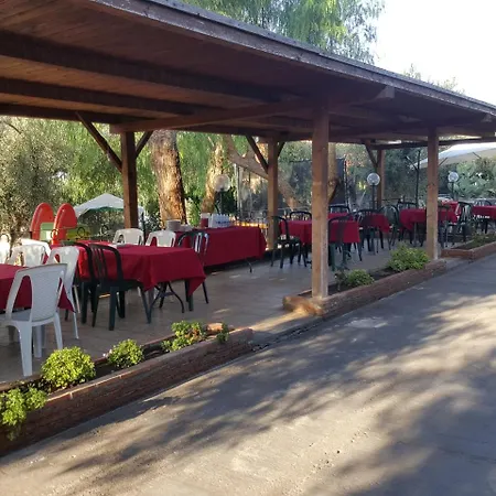 Acquarossabed Bed and Breakfast 3*