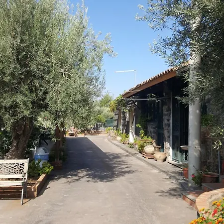 Acquarossabed 3* Belpasso